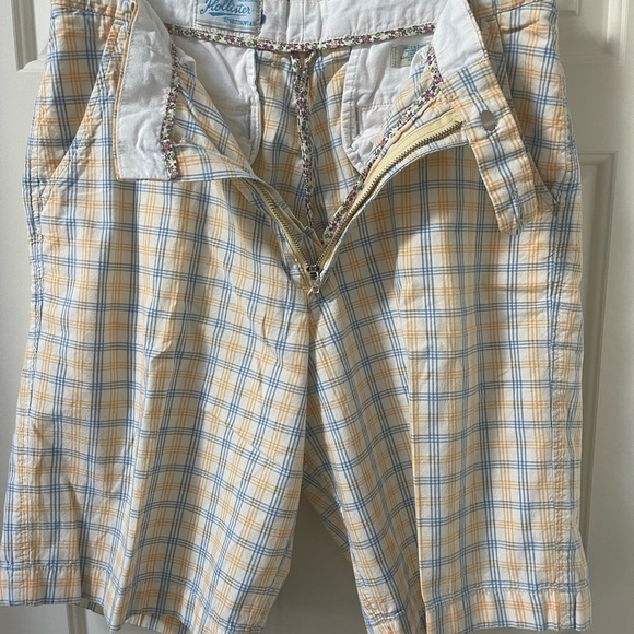 Hollister Sportingwear Cotton Plaid Men's Shorts - Picture 4 of 8